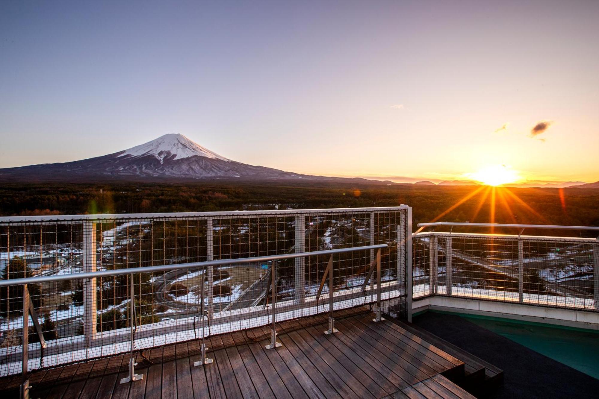 Highland Resort Hotel & Spa Fujiyoshida Exterior photo